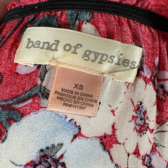 Band of Gypsies Floral Boho Maxi Dress XS Red Viscose Peasant Puff Sleeve Lace - Picture 9 of 12